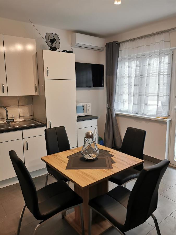 Apartments Penko לובראן מראה חיצוני תמונה